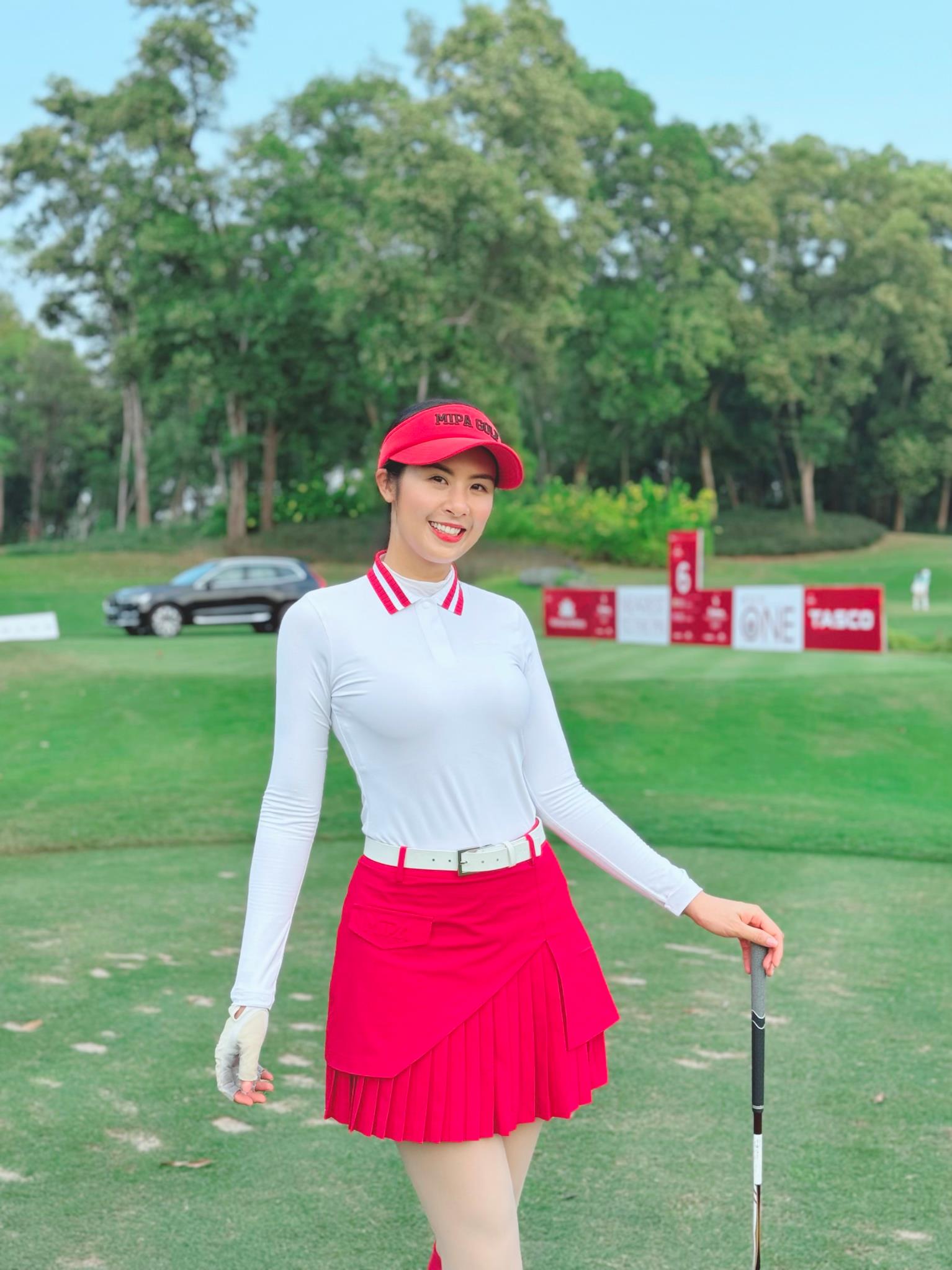 MIPA Golf gây sốt với bộ sưu tập mới, được hàng loạt Hoa hậu, người nổi tiếng yêu thích - Ảnh 2.