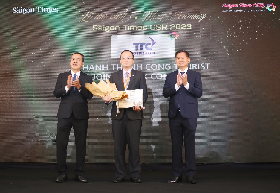 TTC Hospitality nhận vinh danh Saigon Times CSR 2023 - Doanh nghiệp vì cộng đồng năm 2023 - Ảnh 1.