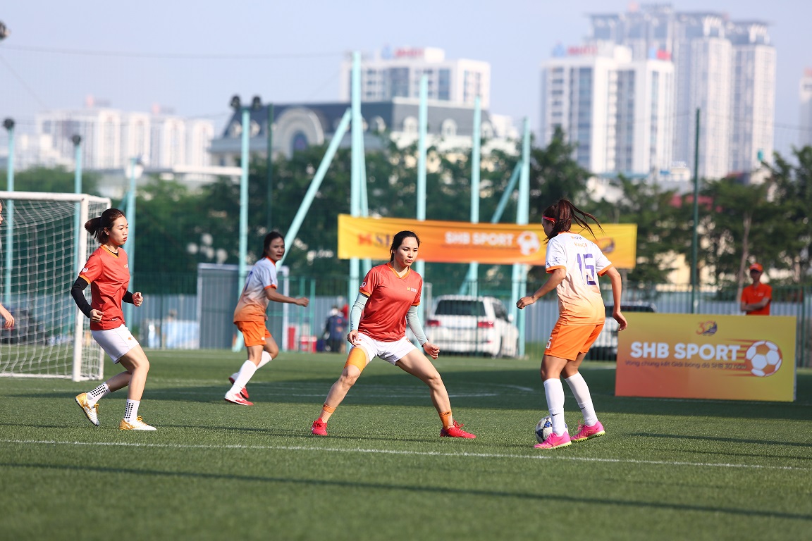 Giải bóng đá SHB - 30 năm thành lập: Sự kiện gây sốc làng túc cầu không chuyên