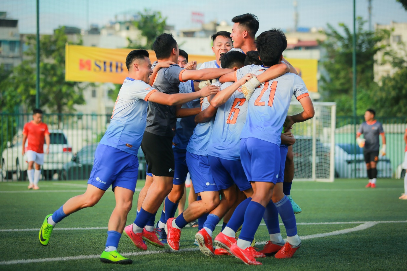 Giải bóng đá SHB - 30 năm thành lập: Sự kiện gây sốc làng túc cầu không chuyên