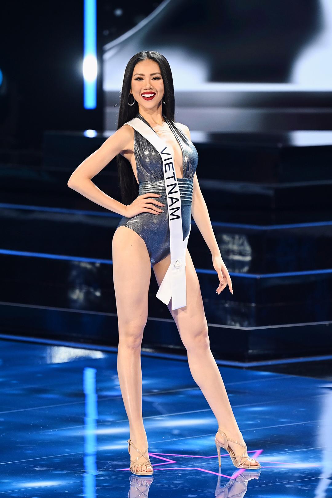 Duy nhất trên FPT Play: Bùi Quỳnh Hoa thể hiện bản lĩnh trước nhiều đối thủ ‘nặng ký’ tại Miss Universe 2023 - Ảnh 3.