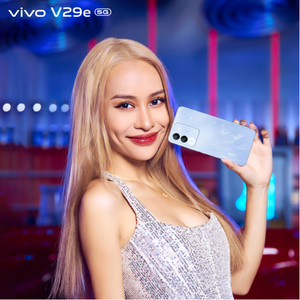 Camera trên vivo V29e: Combo tuyệt vời cho ảnh đêm thêm sắc màu - Ảnh 1.