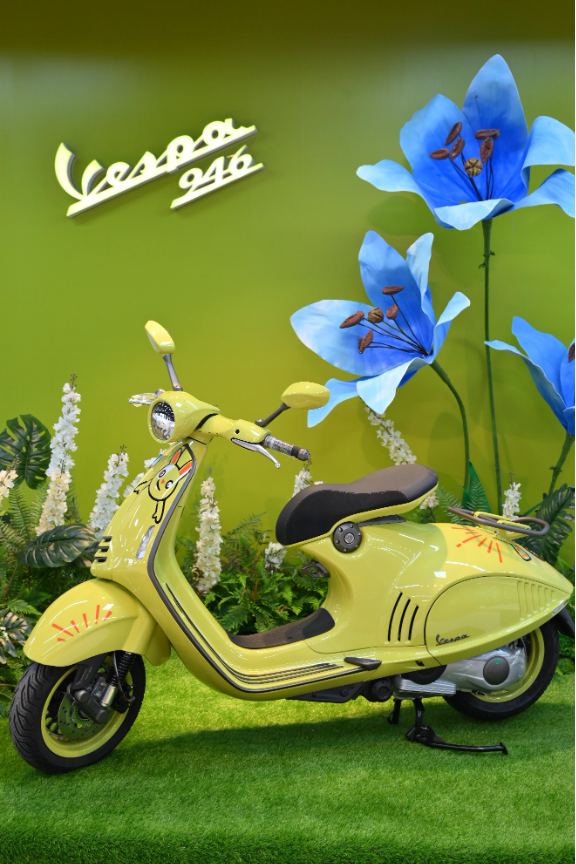 Đặc quyền cho những chủ nhân Vespa 946 10th Anniversary đầu tiên tại Việt Nam - Ảnh 2.