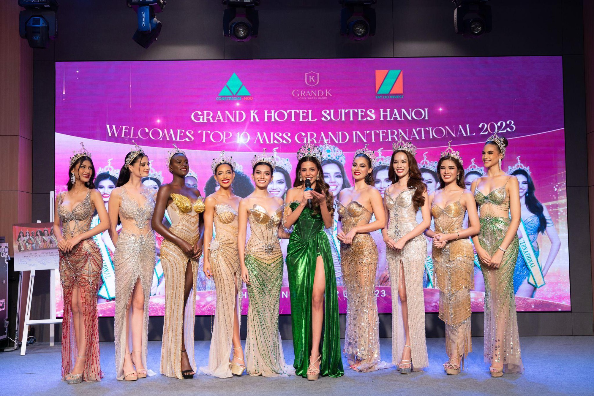 Ngày trở về ngôi nhà chung của top 10 Miss Grand International 2023 - Ảnh 1.