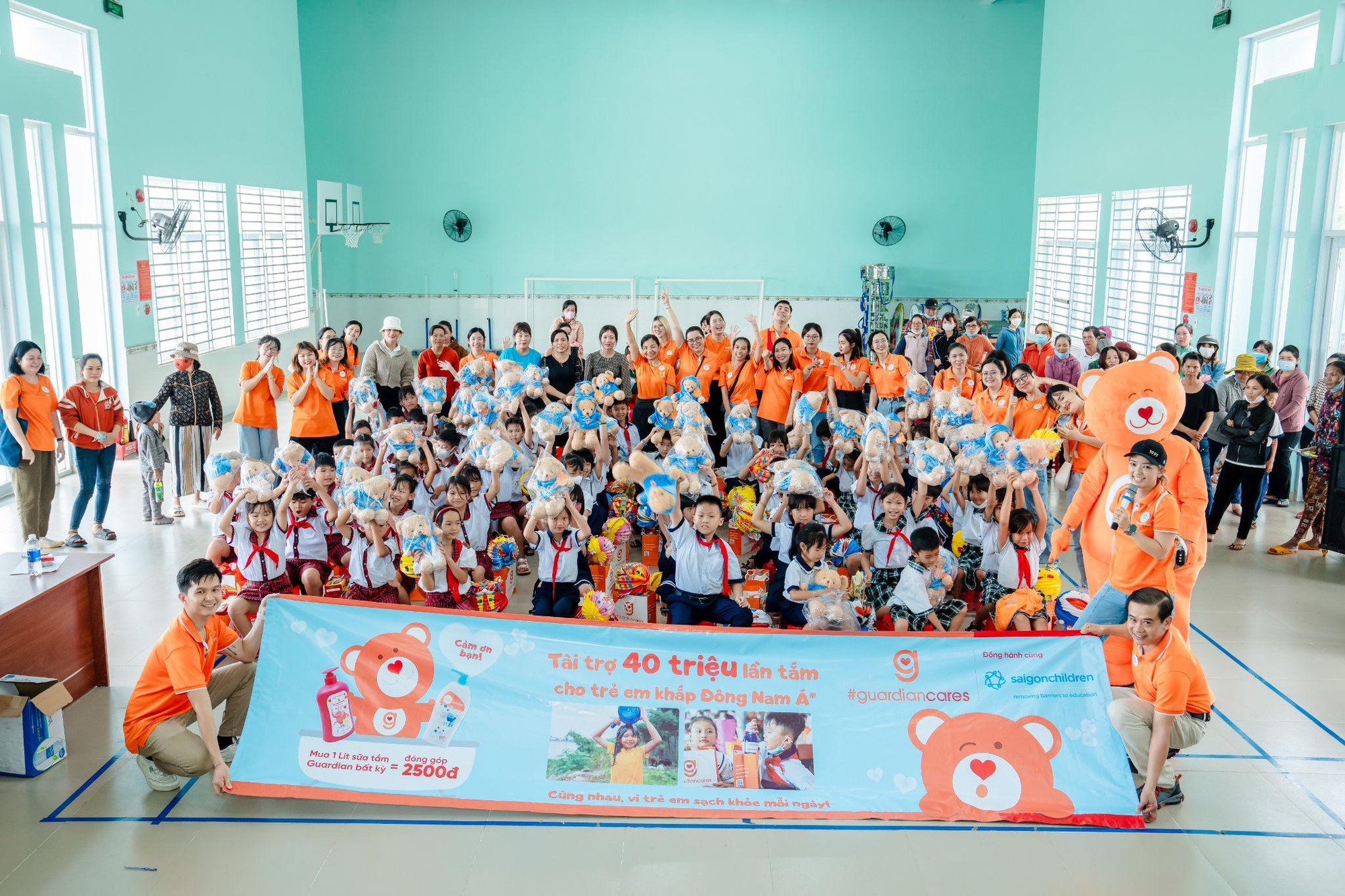 Guardian đẩy mạnh dự án “Vì trẻ em sạch khỏe mỗi ngày” - Ảnh 2.