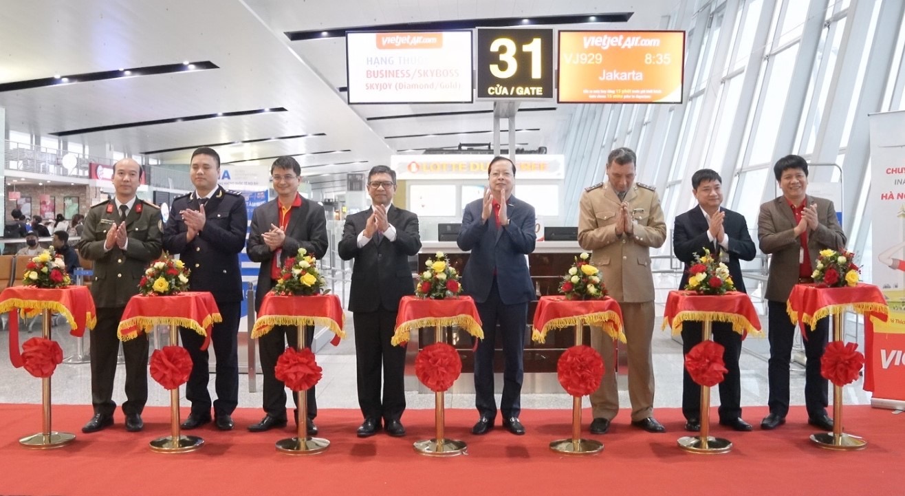 Tin vui: Thêm đường bay kết nối Việt Nam với Jakarta, Busan của Vietjet vừa khai trương - Ảnh 2.