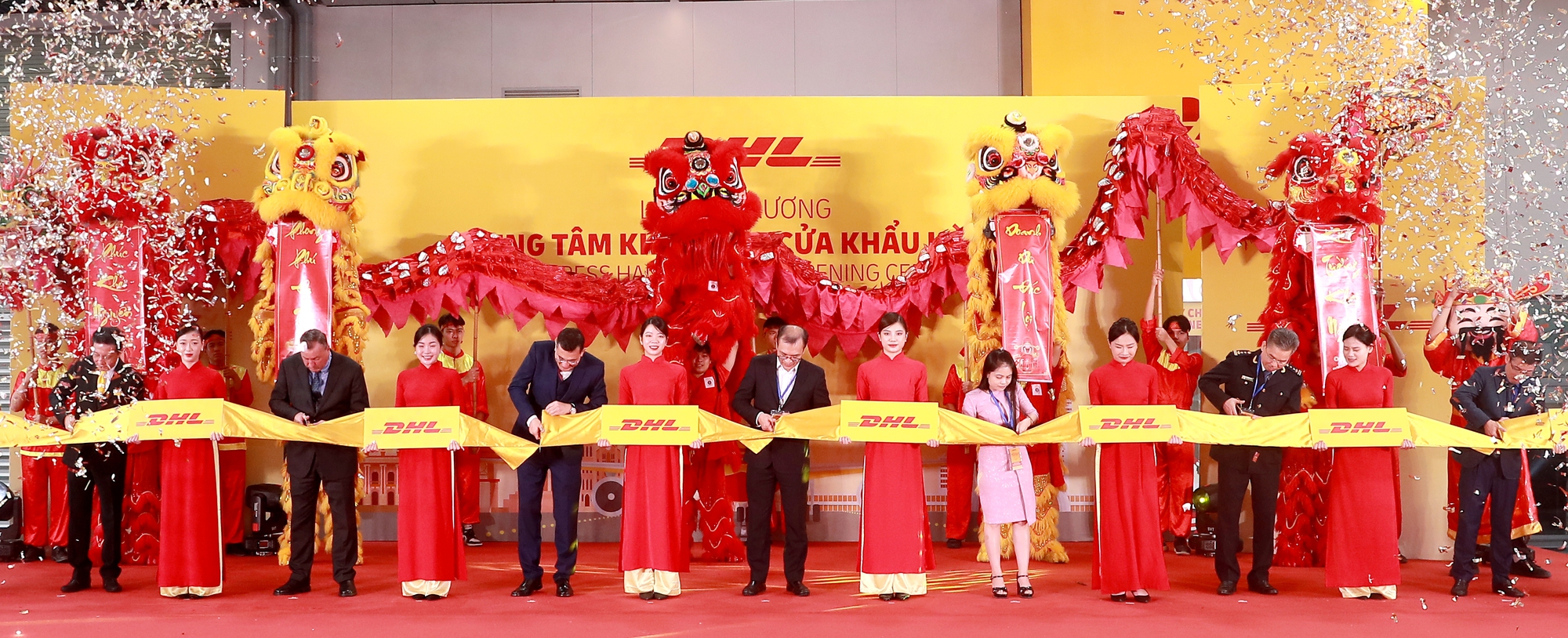 Thấy gì từ Trung tâm khai thác mới của DHL Express tại Hà Nội? - Ảnh 1.