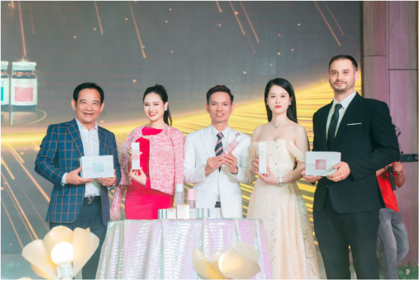 Eros Việt Nam tri ân khách hàng và ra mắt sản phẩm mới - Ảnh 1.