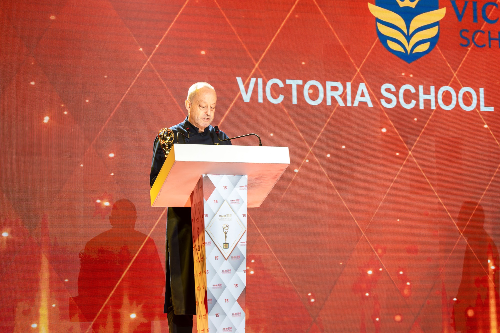 Victoria School vinh dự nhận giải thưởng SME100 Awards 2023: Vietnam Fast Moving Companies - Ảnh 4.