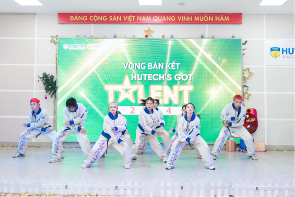 Huy chương Đồng SEA Games 31 gây “sốt” tại vòng Bán kết HUTECH’s Got Talent 2024 - Ảnh 4.