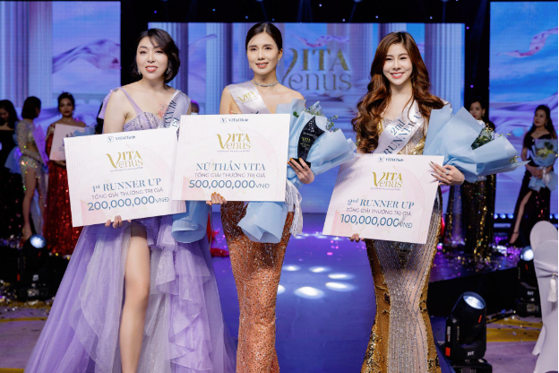 Siêu mẫu Võ Hoàng Yến, diễn viên Khánh Huyền khoe nhan sắc mỗi người một vẻ tại sự kiện VITA Venus Gala Dinner - Ảnh 6.