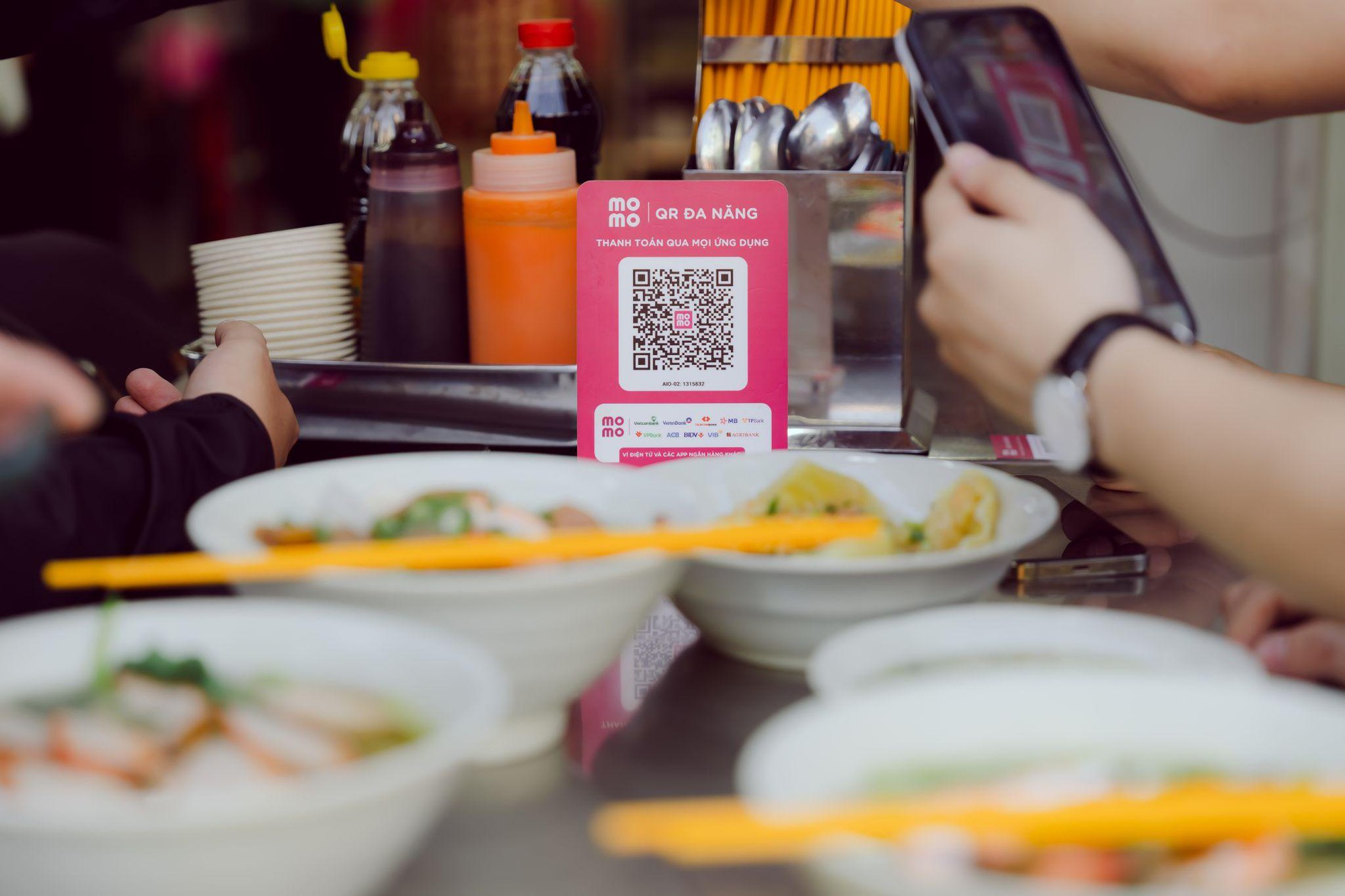 Chấn động: Đi ăn sủi cảo Hà Tôn Quyền không cần mang tiền mặt! - Ảnh 7.