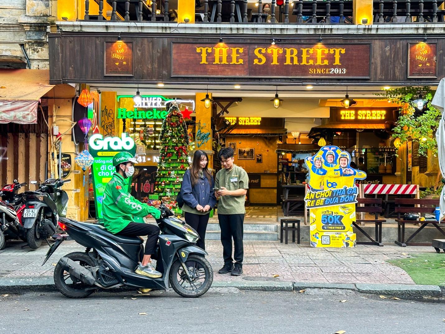 The Street - không gian ẩm thực độc đáo, lan toả văn hoá giao thông - Ảnh 3.