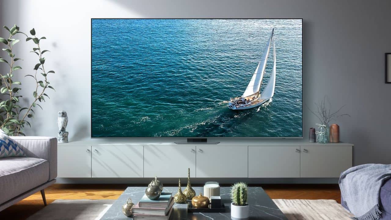 Samsung mở rộng danh mục dòng TV cỡ lớn, mang đến trải nghiệm nghe nhìn vượt trội với TV 98 inch - Ảnh 1.