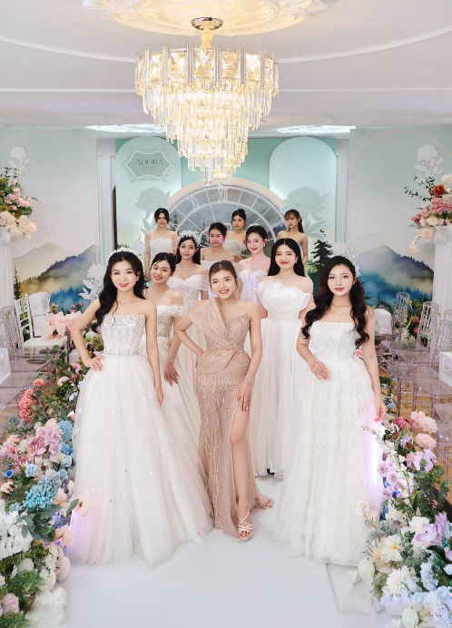 Adora Bridal khai trương showroom mới và Private Show thời trang váy cưới - Ảnh 2.