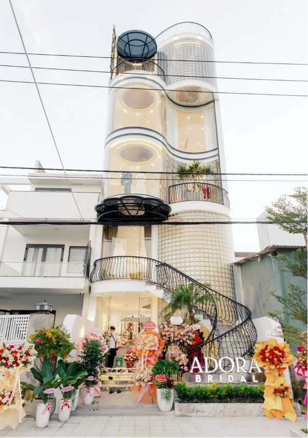 Adora Bridal khai trương showroom mới và Private Show thời trang váy cưới - Ảnh 3.