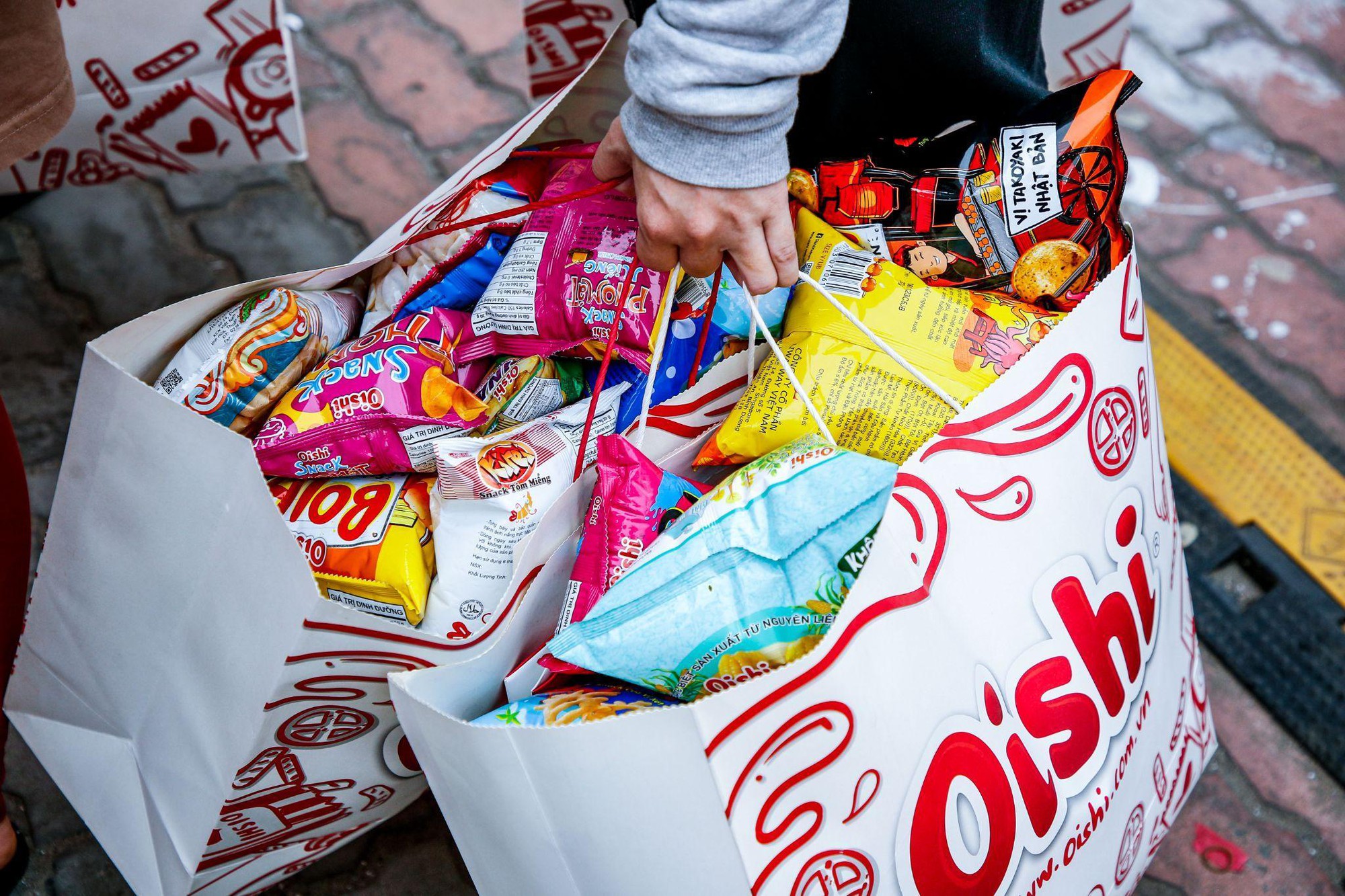 Đại tiệc snack lớn hàng đầu của năm - Oishi Siêu Snack Party gây chấn động với vô vàn hoạt động cực đỉnh - Ảnh 2.