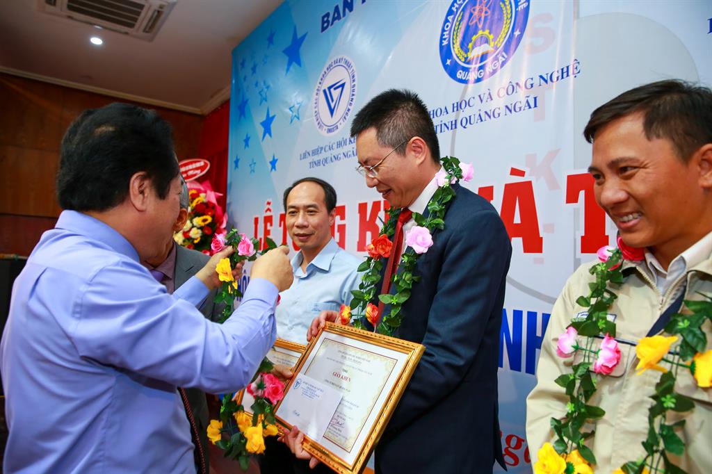 BSR đạt nhiều giải cao tại Hội thi Sáng tạo Kỹ thuật tỉnh Quảng Ngãi - Ảnh 4.