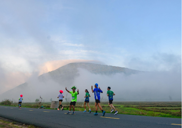 Giải chạy BaDen Mountain Marathon 2023: Sải chân qua loạt điểm đến huyền thoại của Tây Ninh  - Ảnh 4.