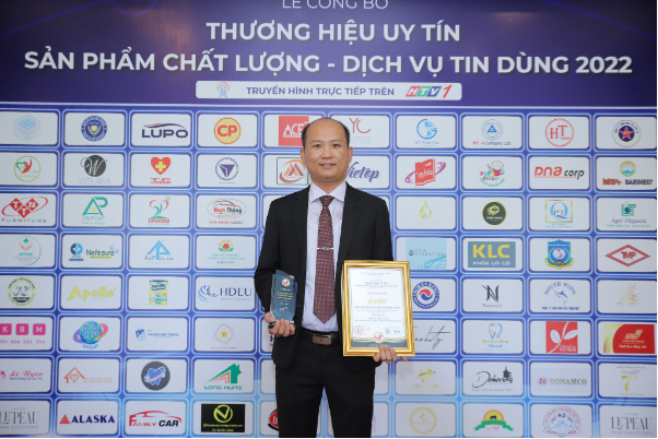 CEO Apollo Tourist - Huỳnh Phước Ninh: &quot;Phục vụ từ tâm&quot; - Ảnh 2.