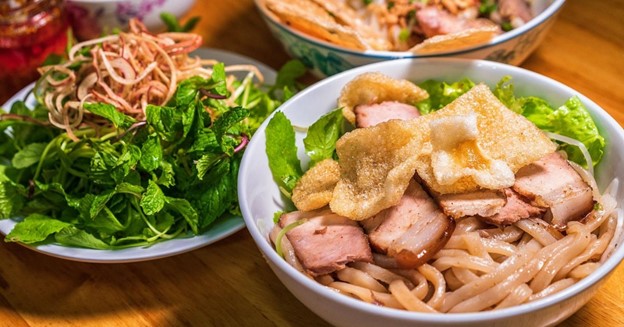 Nỗi l&ograve;ng &ldquo;hậu Tết&rdquo;: Th&egrave;m m&oacute;n ngon qu&ecirc; nh&agrave; phải l&agrave;m sao? - Ảnh 3.