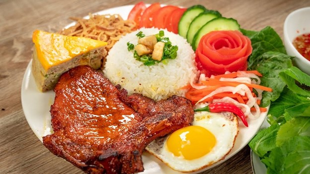 Nỗi l&ograve;ng &ldquo;hậu Tết&rdquo;: Th&egrave;m m&oacute;n ngon qu&ecirc; nh&agrave; phải l&agrave;m sao? - Ảnh 4.