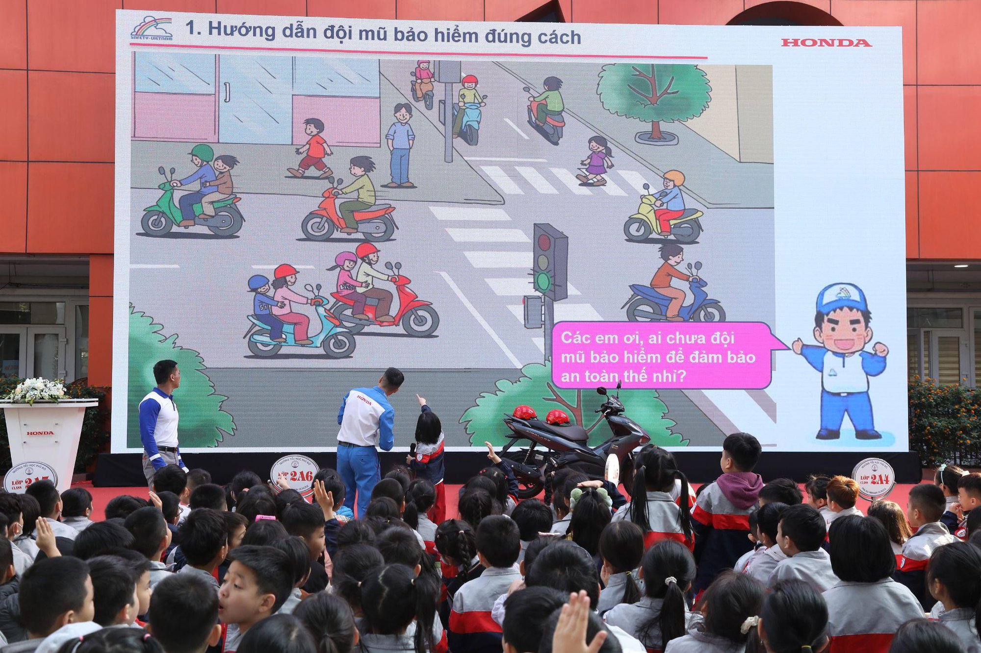 Honda Việt Nam tổ chức các sự kiện đào tạo kiến thức an toàn giao thông cho phụ huynh và học sinh - Ảnh 3.