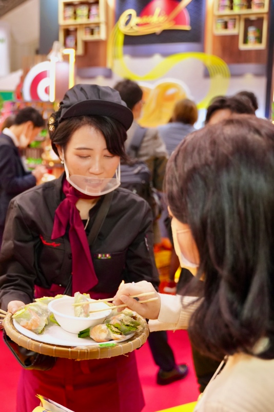 Giải mã trải nghiệm thú vị của Omachi tại triển lãm Foodex Nhật, có gì mà người Nhật hào hứng, mê mẩn đến thế? - Ảnh 5.