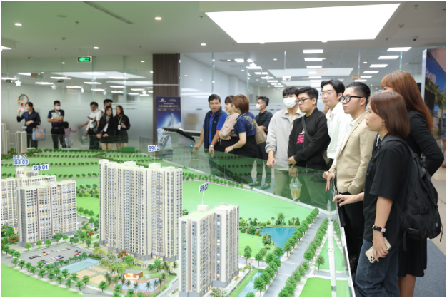 Phân khu The Rainbow – Vinhomes Grand Park chính thức bàn giao hơn 1000 sổ hồng - Ảnh 1.