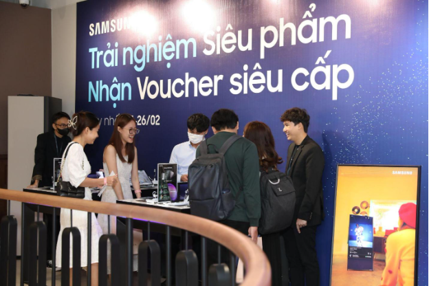 Saigon Wedding Fair thu hút hàng trăm cặp đôi quan tâm - Ảnh 2.
