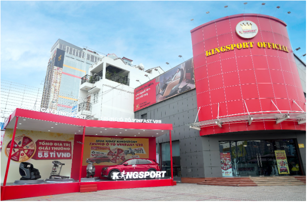 Hiểu giấc mơ xế hộp của các gia đình: KingSport &quot;chịu chơi&quot; tặng xe Vinfast VF8 - Ảnh 1.