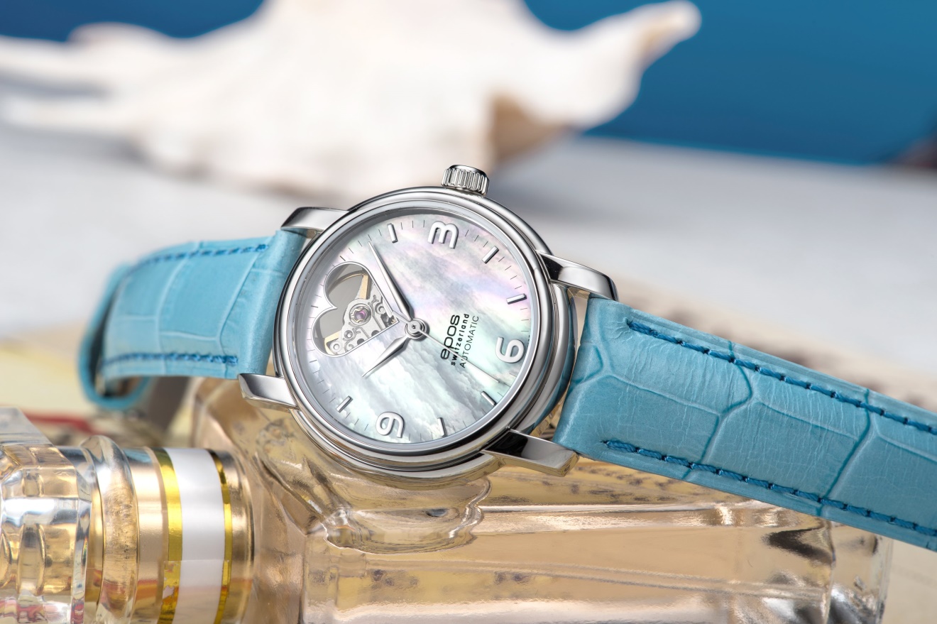 Đồng hồ Thụy Sĩ chính hãng - Món quà hoàn hảo cho 8/3 - Ảnh 3.