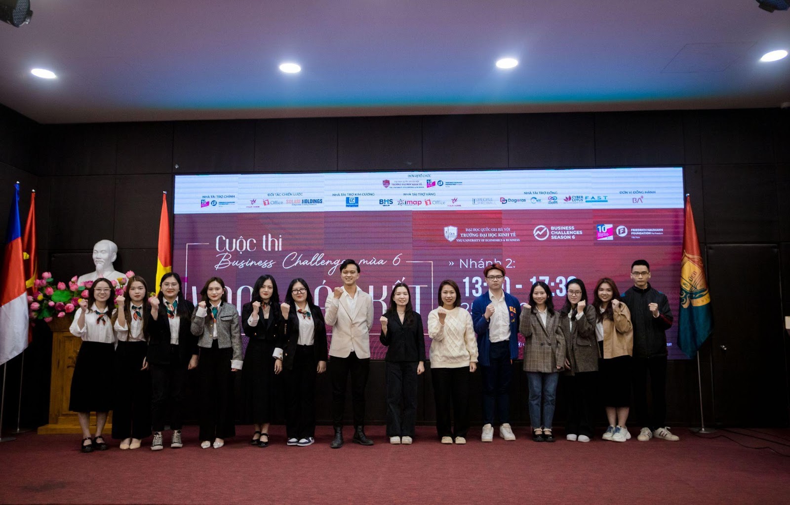 Cuộc thi về khởi nghiệp (UEB Business Challenges) dành cho sinh viên Việt Nam bước vào vòng Chung kết gay cấn - Ảnh 7.