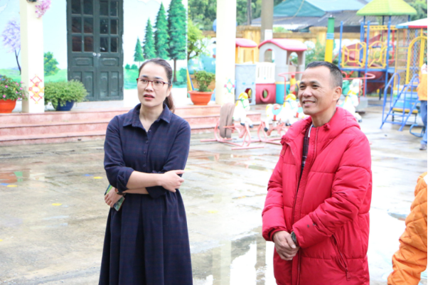Đoàn từ thiện Tần Nguyễn mang niềm hạnh phúc đến với trẻ em vùng cao - Ảnh 2.