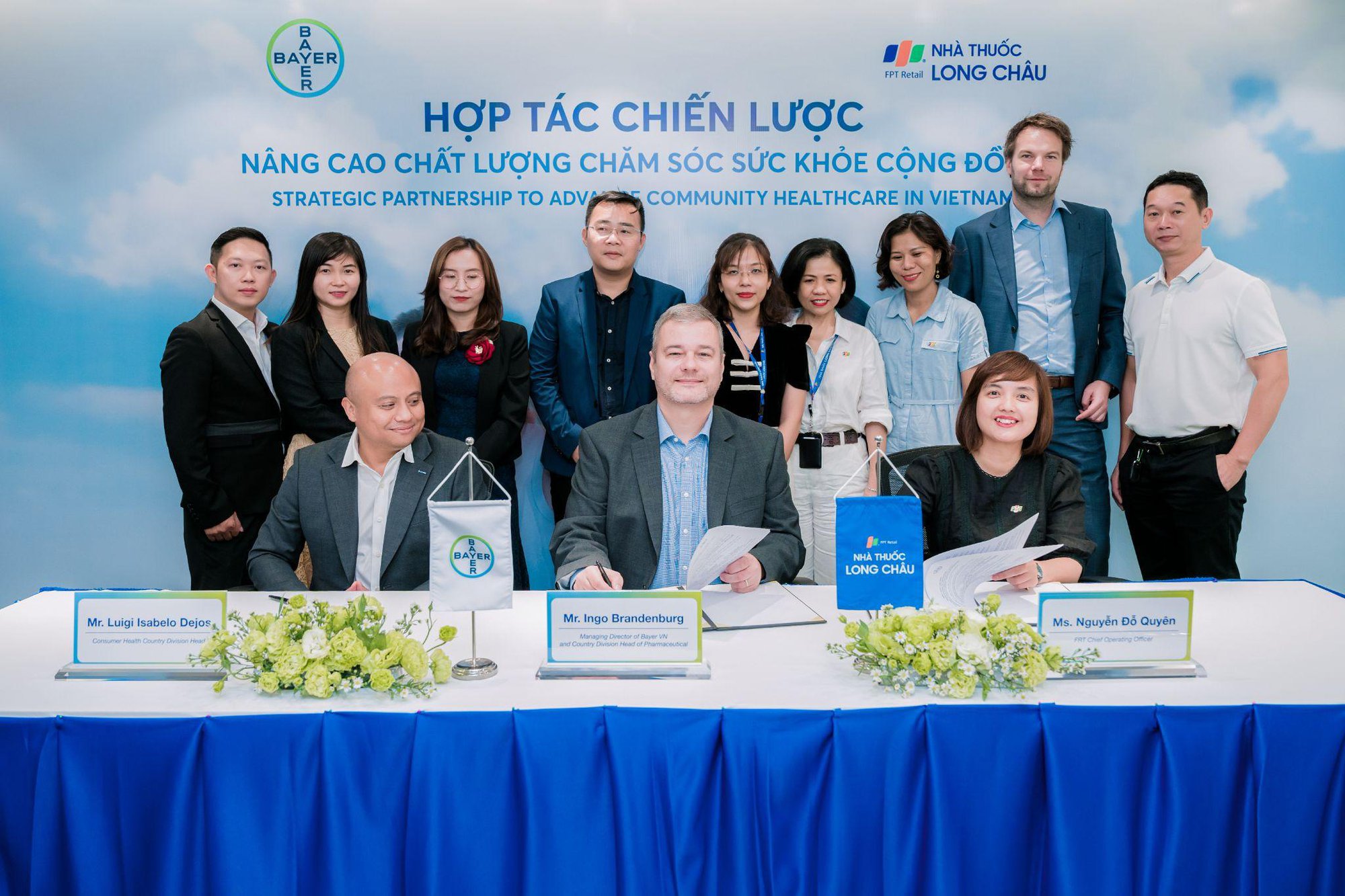 FPT Long Châu và Bayer Việt Nam ký kết hợp tác vì sức khoẻ cộng đồng - Ảnh 3.