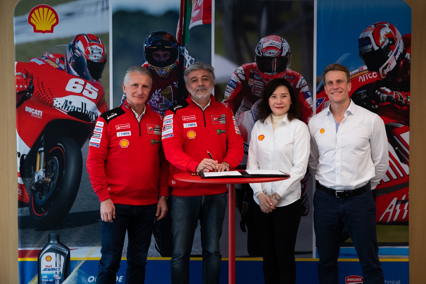 Shell Và Ducati gia hạn quan hệ đối tác kỹ thuật, mở ra kỷ nguyên mới về nhiên liệu bền vững - Ảnh 1.