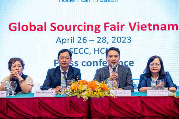 Hàng trăm doanh nghiệp gặp gỡ 6000 nhà mua hàng quốc tế tại Global Sourcing Fair Việt Nam - Ảnh 1.