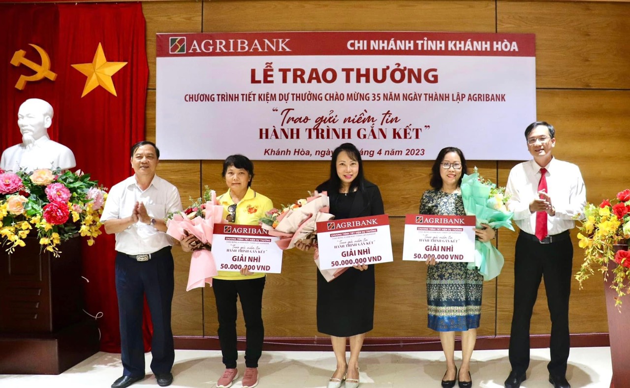 Agribank trao thưởng giải Đặc biệt cho khách hàng gửi tiền tại Sóc Trăng - Ảnh 4.