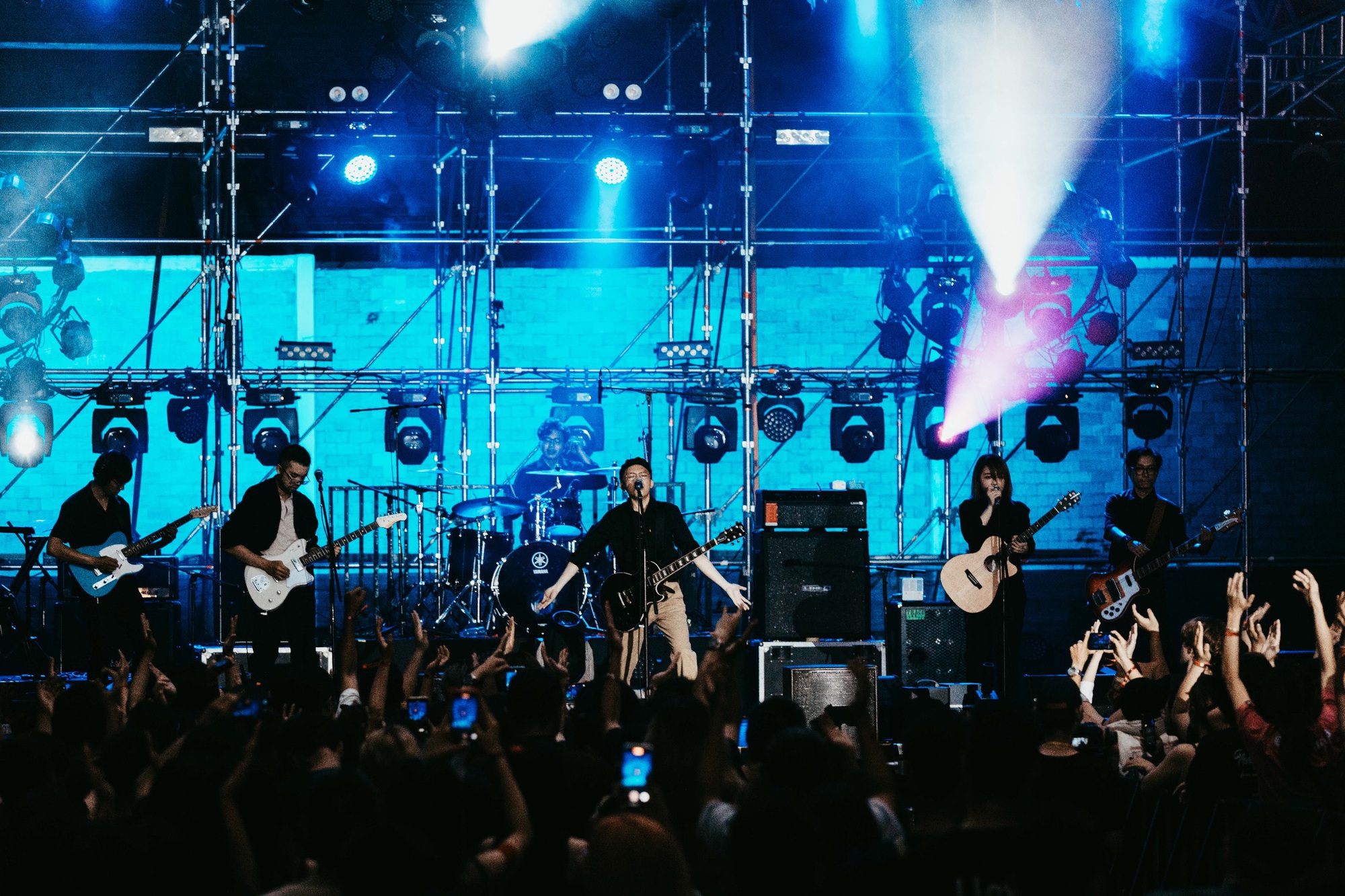 RockFest 2023 - Cuộc hội ngộ đầy cảm xúc của những trái tim yêu Rock Việt - Ảnh 2.