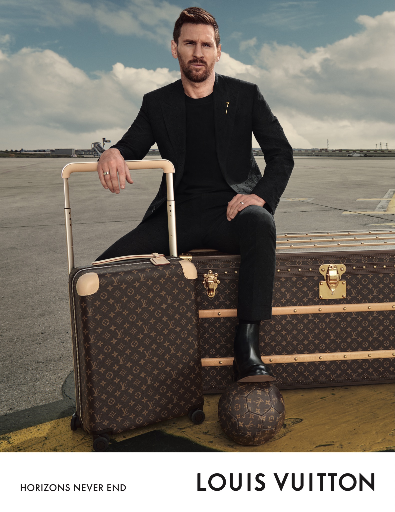 Lionel Messi khuấy động mùa du lịch trong chiến dịch “Horizon Never Ends” của Louis Vuitton - Ảnh 3.