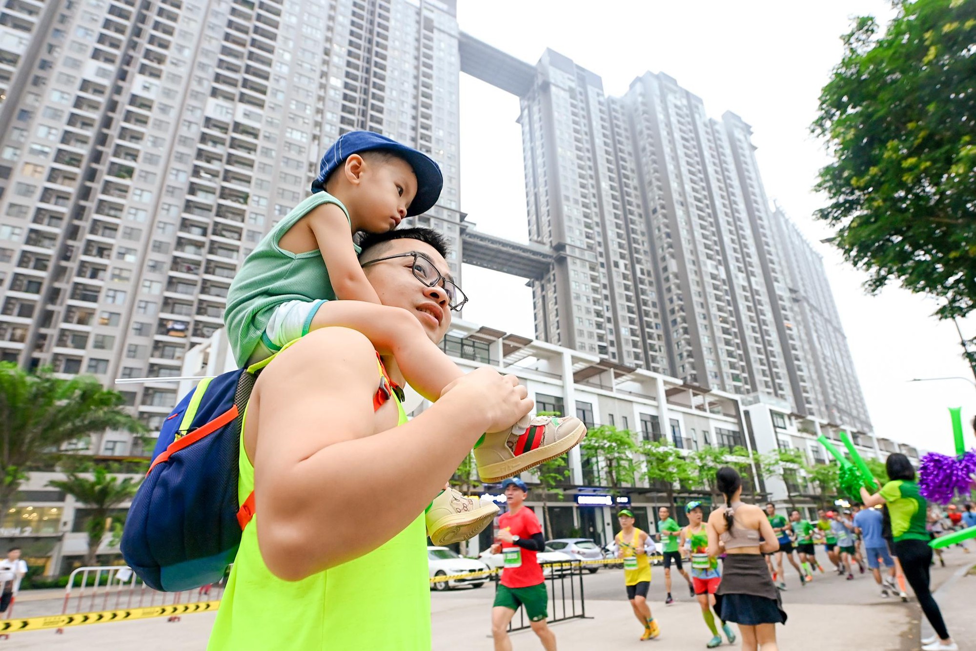 Những khoảnh khắc khó quên trên đường đua Ecopark Marathon 2023 - Ảnh 5.