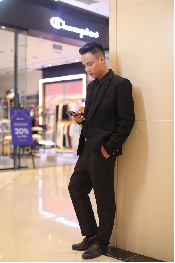 Nguyễn Văn Thìn - Yêu thích công nghệ và đam mê xê dịch - Ảnh 3. Nguyễn Văn Thìn - Yêu thích công nghệ và đam mê xê dịch - Ảnh 3.