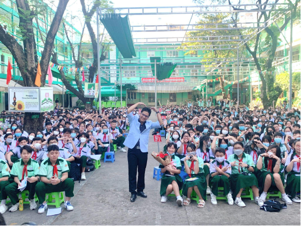 TS. Nguyễn Vinh Quang - Sinh viên và sự chuyển mình cùng thị trường lao động - Ảnh 3.