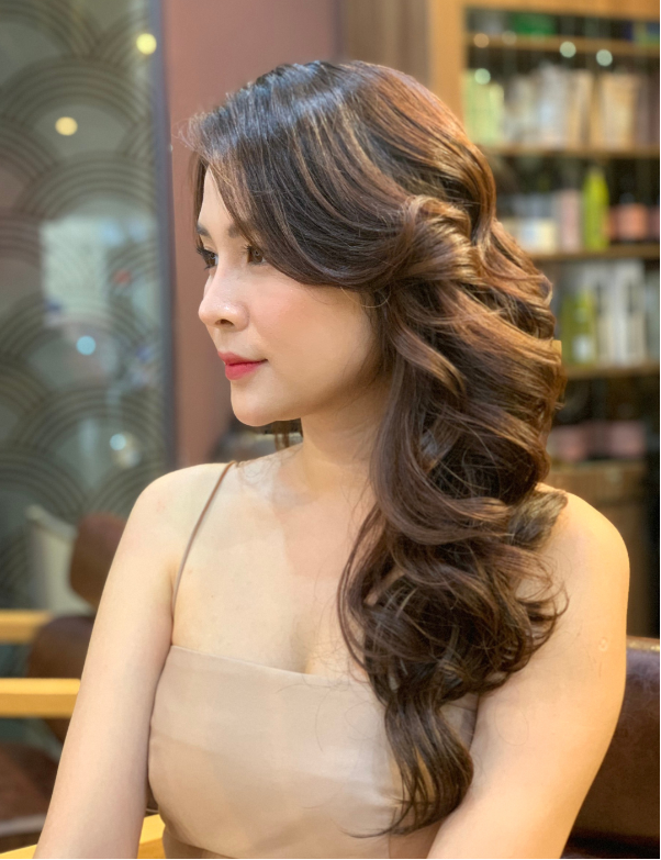 Tìm kiếm vẻ đẹp cho mái tóc tại &quot;thiên đường xanh&quot; Omnia Hair Boutique - Ảnh 3.