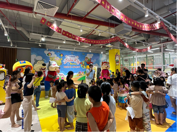 Pororo trên Chuyến bay diệu kỳ tại Wolfoo City - Ảnh 2.