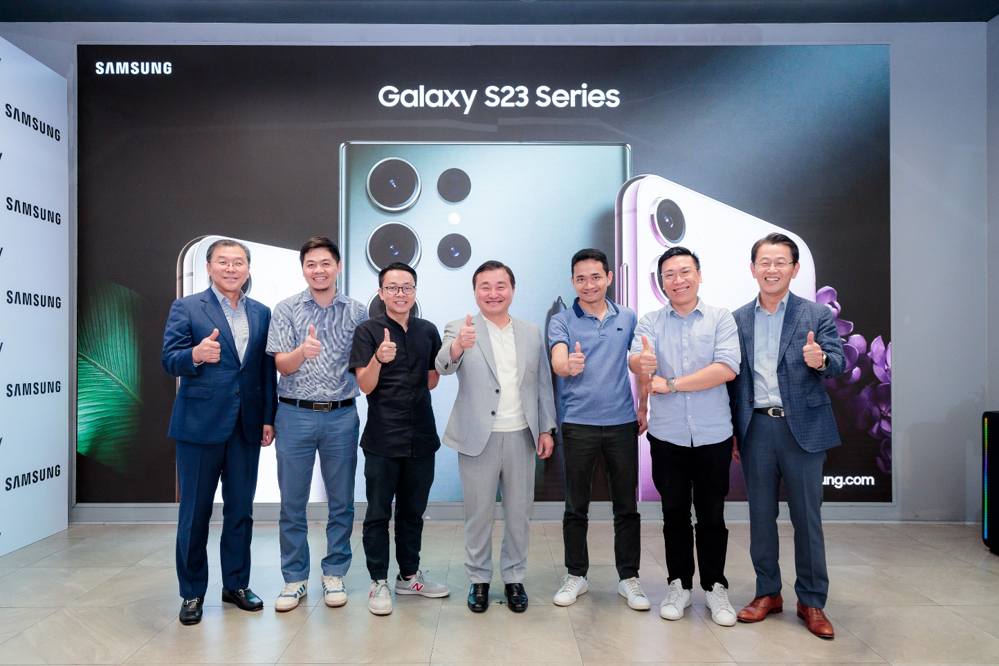 Chủ tịch Samsung: “50% thị phần smartphone Việt là các máy cao cấp” - Ảnh 1.