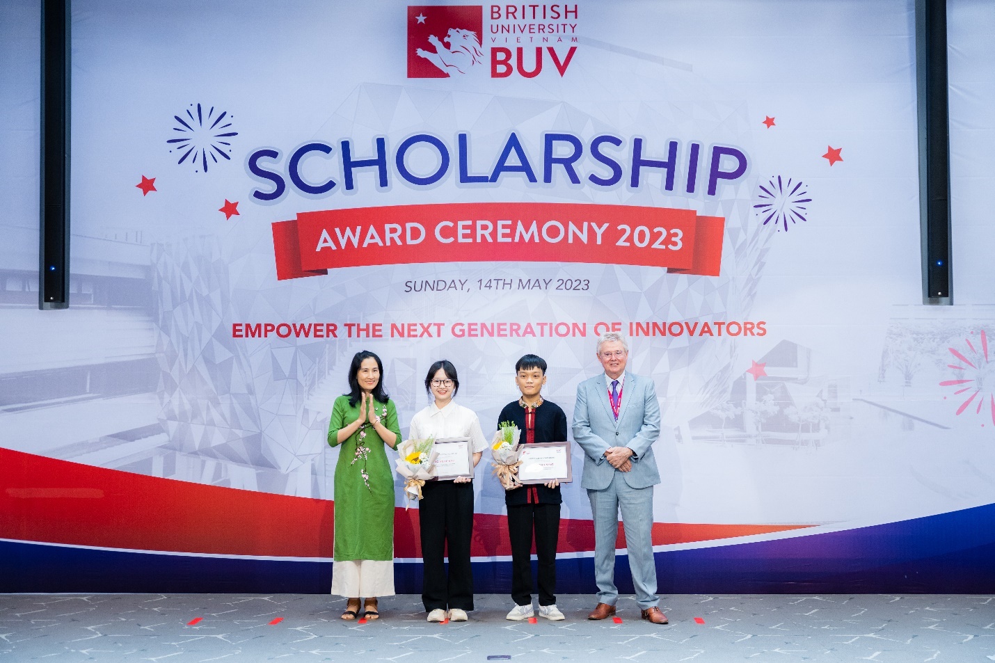 Trường Đại học Anh Quốc Việt Nam (BUV) trao hàng trăm suất học bổng trị giá 42 tỷ đồng đến học sinh cả nước - Ảnh 4.