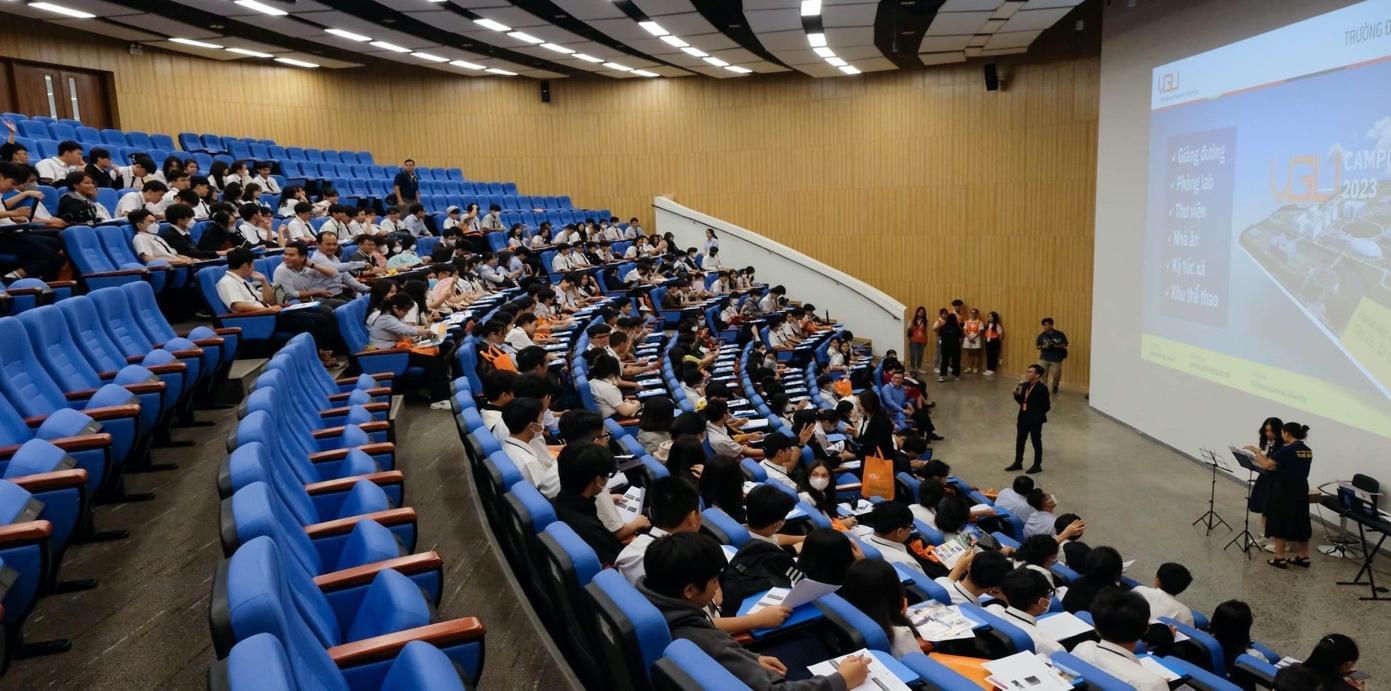 Đại học Việt Đức - ngôi trường nâng cánh ước mơ - Ảnh 3.