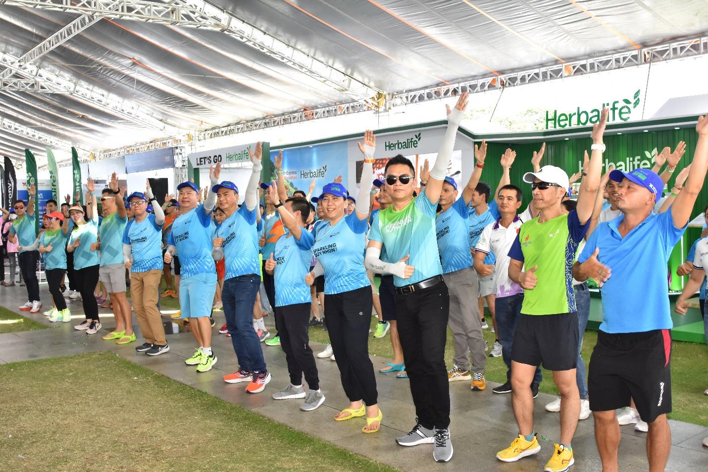 Đồng hành cùng VnExpress Marathon Sparkling Quy Nhơn 2023: Herbalife Việt Nam tiếp tục khuyến khích lối sống năng động lành mạnh - Ảnh 2.