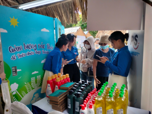 Unilever Việt Nam hưởng ứng Ngày Môi trường Thế giới với hai sự kiện lớn - Ảnh 2.